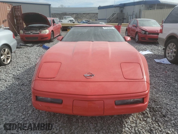 1996 Chevrolet Corvette z VIN 1G1YY22P2T5113949, wystawiony jako Copart lot #47555645 z przebiegiem 179 068 mil mil oraz Czysty tytuł • Clean title. Historia ofert i sprzedaży dostępna na DreamBid. Obrazek 5.