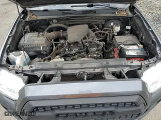 2021 Toyota Tacoma 4WD SR with VIN 3TYSX5EN6MT008083, listed as a Copart auction lot 83401194 with 49,724 mi miles and Salvage Title. Bid and sale history available at carsss.com. Image 13.