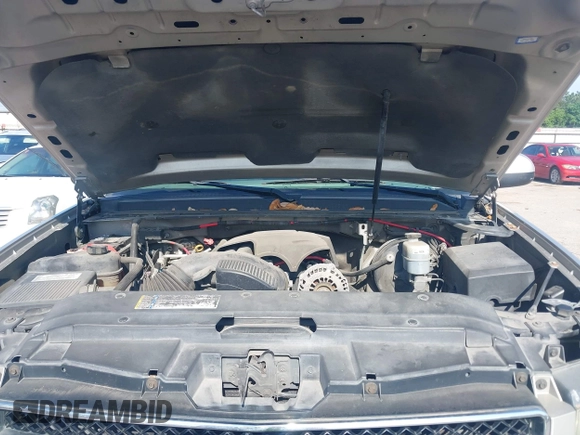 2008 Chevrolet Suburban LT w/2LT with VIN 3GNFC16038G299755, listed as a IAAI auction lot 42088092 with 141,876 mi miles. Bid and sale history available at carsss.com. Image 10.