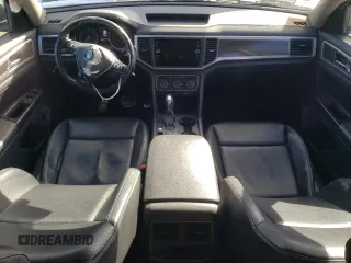2018 Volkswagen Atlas SE z VIN 1V2PR2CA3JC518512, wystawiony jako Copart lot #42574775 z przebiegiem 85 239 mil mil oraz Szkoda całkowita • Salvage title. Historia ofert i sprzedaży dostępna na DreamBid. Obrazek 8.