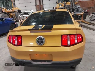 2011 Ford Mustang V6 with VIN 1ZVBP8AM4B5152063, listed as a IAAI auction lot 41556393 with 125,604 mi miles and . Bid and sale history available at carsss.com. Image 17.