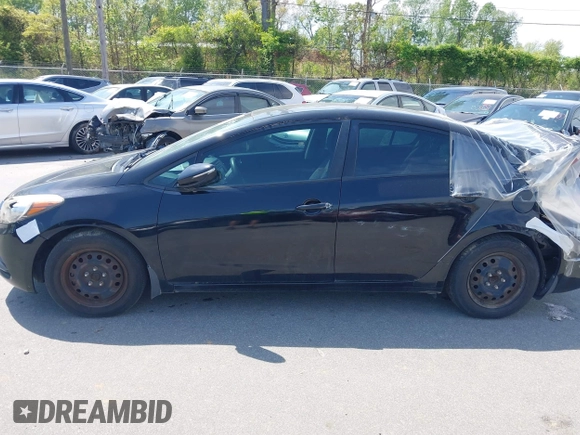 2016 Kia Forte LX with VIN KNAFX4A62G5551606, listed as a IAAI auction lot 41107813 with 201,821 mi miles. Bid and sale history available at carsss.com. Image 14.