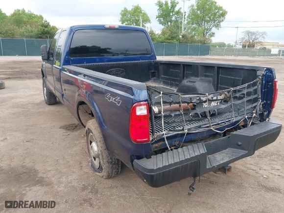 2009 Ford Super Duty F-250 SRW XL with VIN 1FTSX21R89EA60895, listed as a IAAI auction lot 39419254 with 154,411 mi miles. Bid and sale history available at carsss.com. Image 3.