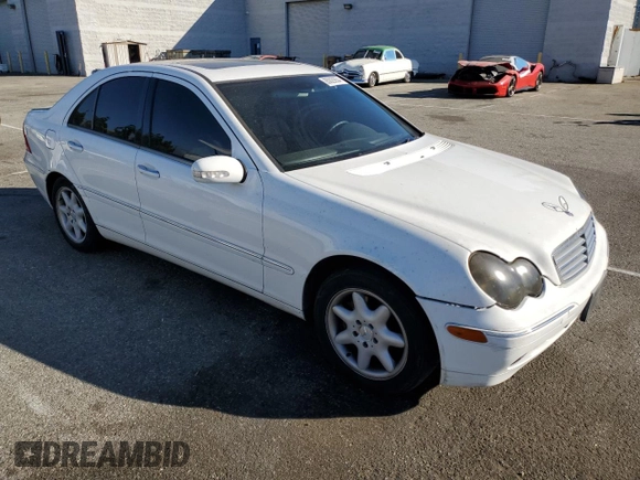 2001 Mercedes-Benz C 320 with VIN WDBRF64J91F094307, listed as a Copart auction lot 85820654 with 235,141 mi miles and Salvage Title. Bid and sale history available at DreamBid. Image 4.