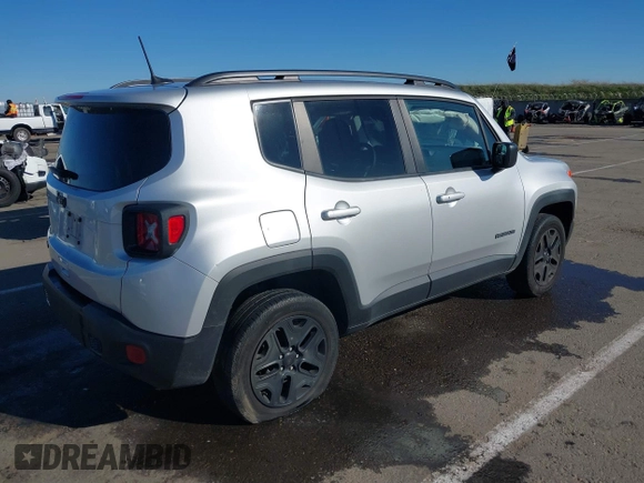 2018 Jeep Renegade Sport with VIN ZACCJBAB9JPH83336, listed as a IAAI auction lot 41555991 with 37,288 mi miles. Bid and sale history available at carsss.com. Image 4.