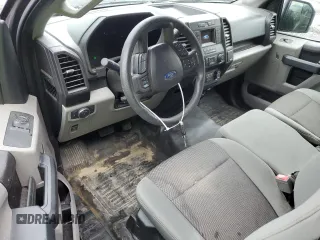 2019 Ford F-150 XL z VIN 1FTMF1CB6KKC82803, wystawiony jako Copart lot #60141195 z przebiegiem 92 414 mil mil oraz Szkoda całkowita • Salvage title. Historia ofert i sprzedaży dostępna na DreamBid. Obrazek 8.