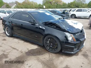 2010 Cadillac CTS-V z VIN 1G6DV5EP8A0144020, wystawiony jako IAAI lot #42223388 z przebiegiem 160 401 mil mil oraz . Historia ofert i sprzedaży dostępna na DreamBid. Obrazek 1.
