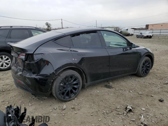 2020 Tesla Model Y Long Range with VIN 5YJYGDEE0LF045391, listed as a Copart auction lot 45642765 with 53,964 mi miles and Salvage Title. Bid and sale history available at DreamBid. Image 3.