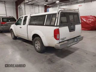 2011 Nissan Frontier S with VIN 1N6BD0CT2BC421722, listed as a IAAI auction lot 42131690 with 275,118 mi miles and . Bid and sale history available at DreamBid. Image 3.