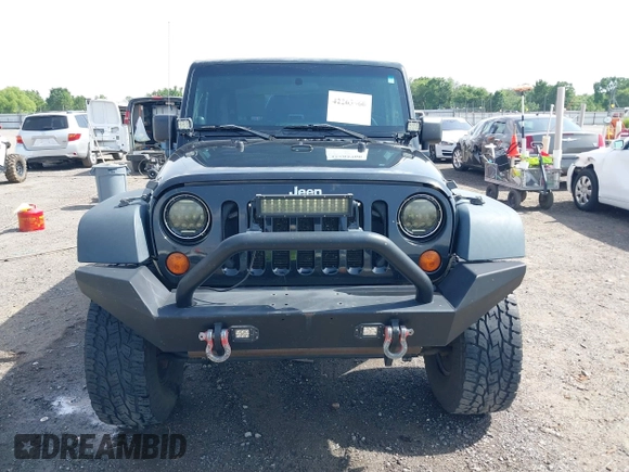 2008 Jeep Wrangler X with VIN 1J4FA24138L521983, listed as a IAAI auction lot 42263960 with 113,971 mi miles and . Bid and sale history available at DreamBid. Image 12.