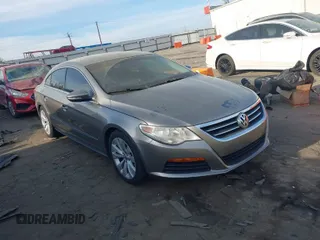2011 Volkswagen CC Sport with VIN WVWMN7AN5BE719367, listed as a IAAI auction lot 41900740 with 156,012 mi miles. Bid and sale history available at carsss.com. Image 1.
