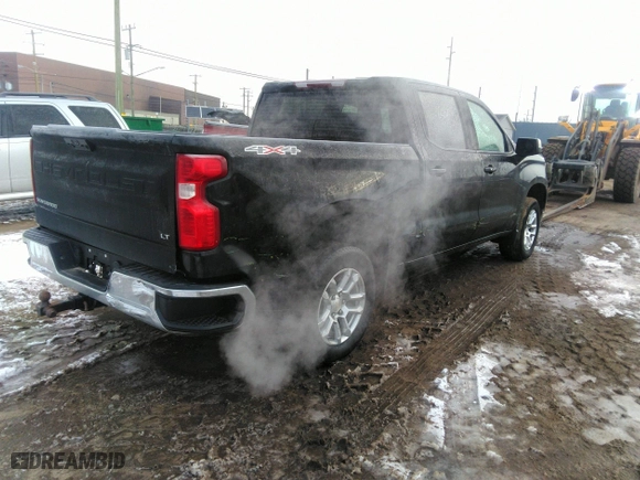 2022 Chevrolet Silverado 1500 LT with VIN 1GCPDKEKXNZ579932, listed as a IAAI auction lot 41479795 with 62,352 mi miles. Bid and sale history available at carsss.com. Image 4.