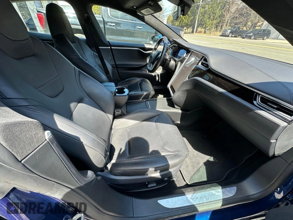 2016 Tesla Model S 90D with VIN 5YJSA1E29GF153669, listed as a Copart auction lot 53374755 with 87,476 mi miles and Clean title. Bid and sale history available at DreamBid. Image 5.