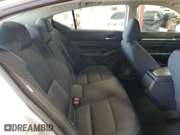 2022 Nissan Altima SV z VIN 1N4BL4DW8NN304909, wystawiony jako Copart lot #59673545 z przebiegiem 67 566 mil mil oraz Czysty tytuł • Clean title. Historia ofert i sprzedaży dostępna na DreamBid. Obrazek 10.