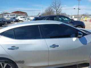 2016 Nissan Maxima Platinum with VIN 1N4AA6AP1GC400986, listed as a IAAI auction lot 41603612 with 171,784 mi miles and . Bid and sale history available at DreamBid. Image 13.