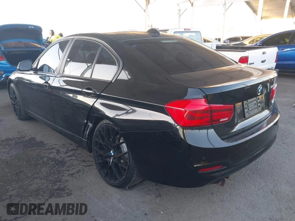 2018 BMW 3 Series 320i with VIN WBA8E1G54JNU91167, listed as a IAAI auction lot 40891360 with 93,976 mi miles. Bid and sale history available at carsss.com. Image 3.
