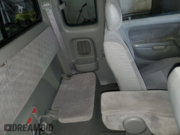 2002 Toyota Tacoma with VIN 5TEVL52N52Z132628, listed as a Copart auction lot 44796245 with 209,480 mi miles and Salvage title. Bid and sale history available at DreamBid. Image 10.