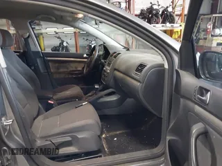 2009 Volkswagen Rabbit S with VIN WVWDB71K39W142437, listed as a IAAI auction lot 42426555 with 154,571 mi miles and . Bid and sale history available at DreamBid. Image 5.