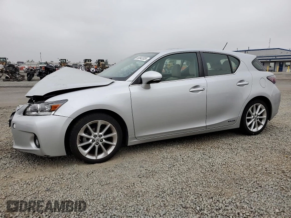 2012 Lexus CT 200h z VIN JTHKD5BH4C2121084, wystawiony jako Copart lot #60842335 z przebiegiem 125 141 mil mil oraz Szkoda całkowita • Salvage title. Historia ofert i sprzedaży dostępna na DreamBid. Obrazek 1.