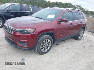 2020 Jeep Cherokee Altitude with VIN 1C4PJMLB2LD651837, listed as a IAAI auction lot 41722049 with 131,759 mi miles. Bid and sale history available at carsss.com. Image 17.