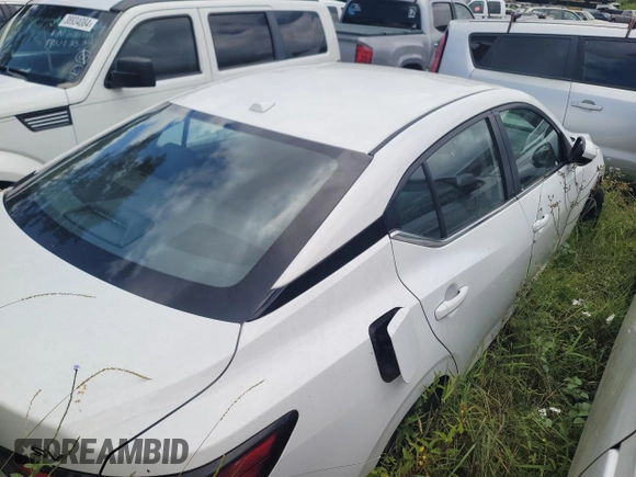 2022 Nissan Sentra SV with VIN 3N1AB8CV8NY255841, listed as a Copart auction lot 44776215 with Not Provided miles and Non Repairable. Bid and sale history available at carsss.com. Image 3.