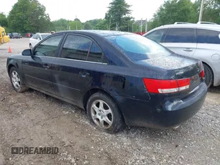 2006 Hyundai Sonata GLS with VIN 5NPEU46F56H091842, listed as a IAAI auction lot 42192773 with 233,202 mi miles and . Bid and sale history available at DreamBid. Image 3.