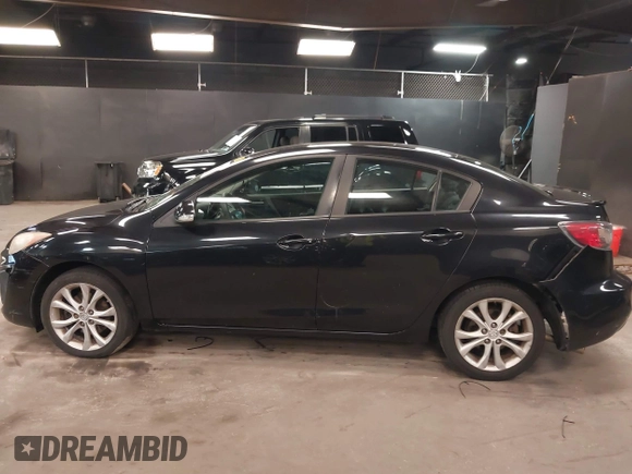 2010 Mazda 3 s Grand Touring with VIN JM1BL1S62A1145866, listed as a IAAI auction lot 42050373 with 130,239 mi miles and . Bid and sale history available at carsss.com. Image 14.