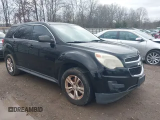 2013 Chevrolet Equinox LS z VIN 2GNALBEK8D1220473, wystawiony jako IAAI lot #41734800 z przebiegiem 211 391 mil mil oraz . Historia ofert i sprzedaży dostępna na DreamBid. Obrazek 1.