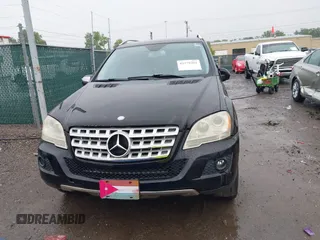 2009 Mercedes-Benz M 350 с VIN 4JGBB86E99A520351, выставлен на аукционе IAAI как лот 42370201 с пробегом 187 562 миль миль и . История ставок и продаж доступна на DreamBid. Изображение 11.
