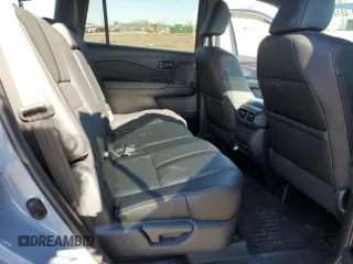 2024 Honda Passport TrailSport with VIN 5FNYF8H64RB005399, listed as a Copart auction lot 48120465 with 11,930 mi miles and Salvage Title. Bid and sale history available at DreamBid. Image 11.
