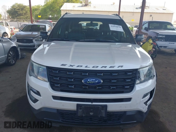 2016 Ford Explorer Sport with VIN 1FM5K8GT4GGB87268, listed as a IAAI auction lot 41894078 with 140,877 mi miles and . Bid and sale history available at carsss.com. Image 13.
