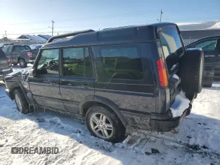 2004 Land Rover Discovery SE with VIN SALTY19464A867638, listed as a Copart auction lot 43728555 with 239,285 mi miles and Salvage Title. Bid and sale history available at carsss.com. Image 2.