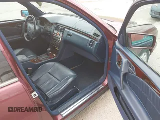 1996 Mercedes-Benz E 320 with VIN WDBJF55F1TJ014578, listed as a IAAI auction lot 41939599 with 115,461 mi miles and . Bid and sale history available at DreamBid. Image 5.