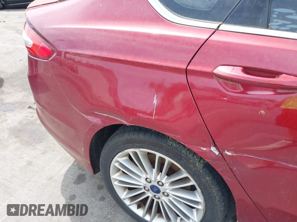 2013 Ford Fusion SE with VIN 3FA6P0HR8DR198573, listed as a IAAI auction lot 42113230 with 205,610 mi miles. Bid and sale history available at carsss.com. Image 6.