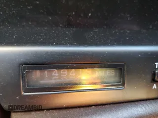 1990 Lexus LS z VIN JT8UF11E1L0014976, wystawiony jako Copart lot #80498914 z przebiegiem 149 419 mil mil oraz Szkoda całkowita • Salvage title. Historia ofert i sprzedaży dostępna na DreamBid. Obrazek 9.