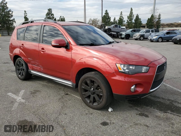 2013 Mitsubishi Outlander SE with VIN JA4AS3AW4DU013085, listed as a Copart auction lot 84697134 with 117,697 mi miles and Salvage Title. Bid and sale history available at carsss.com. Image 4.