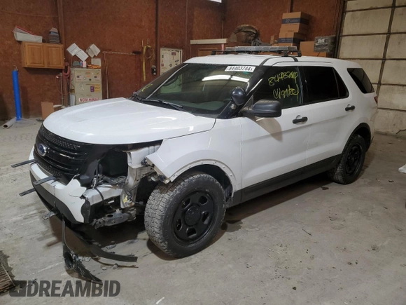 2015 Ford Utility Police Interceptor with VIN 1FM5K8AR1FGC66697, listed as a Copart auction lot 84403744 with 0 mi miles and Salvage Title. Bid and sale history available at carsss.com. Image 1.