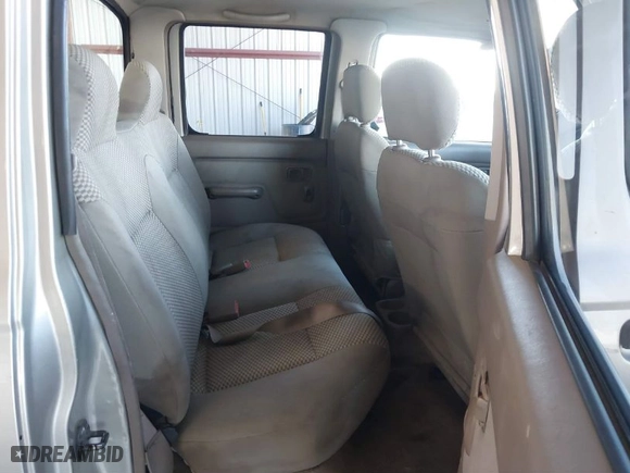 2001 Nissan Frontier 2WD XE with VIN 1N6ED27T91C315625, listed as a IAAI auction lot 41548433 with 221,644 mi miles. Bid and sale history available at carsss.com. Image 8.