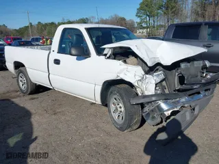 2005 Chevrolet Silverado 1500 Work Truck with VIN 1GCEC14X85Z237025, listed as a IAAI auction lot 41846828 with 101,102 mi miles. Bid and sale history available at carsss.com. Image 1.