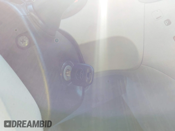 2014 Toyota Sienna SE with VIN 5TDXK3DC1ES503751, listed as a IAAI auction lot 41709975 with 229,771 mi miles and . Bid and sale history available at DreamBid. Image 11.