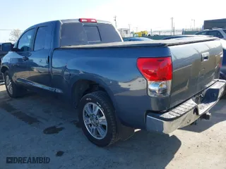 2007 Toyota Tundra SR5 with VIN 5TFRV54197X012822, listed as a IAAI auction lot 41969959 with 131,478 mi miles. Bid and sale history available at carsss.com. Image 3.
