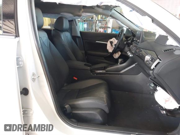 2024 Acura Integra with VIN 19UDE4H27RA026300, listed as a IAAI auction lot 41797122 with 5,855 mi miles and . Bid and sale history available at DreamBid. Image 5.