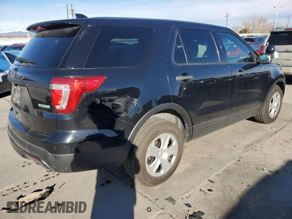 2016 Ford Police Interceptor Utility z VIN 1FM5K8AT5GGA78598, wystawiony jako Copart lot #86807164 z przebiegiem 133 931 mil mil oraz Czysty tytuł • Clean title. Historia ofert i sprzedaży dostępna na DreamBid. Obrazek 3.