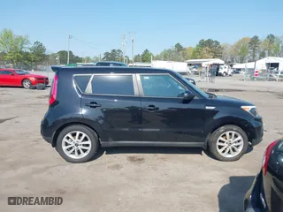2019 Kia Soul + with VIN KNDJP3A56K7908782, listed as a IAAI auction lot 42036989 with 71,046 mi miles. Bid and sale history available at carsss.com. Image 13.