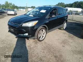 2013 Ford Escape Titanium z VIN 1FMCU9J96DUC20448, wystawiony jako IAAI lot #42663322 z przebiegiem 206 375 mil mil oraz . Historia ofert i sprzedaży dostępna na DreamBid. Obrazek 2.