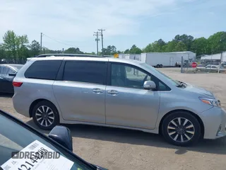 2020 Toyota Sienna XLE Auto Access Seat with VIN 5TDYZ3DC8LS029598, listed as a IAAI auction lot 42141922 with 47,347 mi miles and . Bid and sale history available at DreamBid. Image 13.