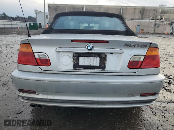 2001 BMW 3 Series 325Ci with VIN WBABS334X1JY42114, listed as a Copart auction lot 86188724 with 218,780 mi miles and Clean Title. Bid and sale history available at carsss.com. Image 6.