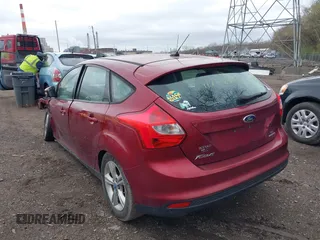 2013 Ford Focus SE with VIN 1FADP3K26DL275329, listed as a IAAI auction lot 41922232 with 86,211 mi miles and . Bid and sale history available at carsss.com. Image 3.