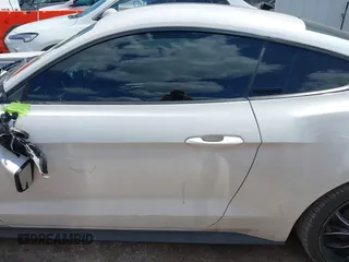 2017 Ford Mustang V6 с VIN 1FA6P8AM8H5235207, выставлен на аукционе IAAI как лот 42388120 с пробегом 105 450 миль миль и . История ставок и продаж доступна на DreamBid. Изображение 14.