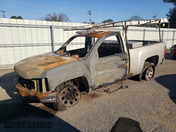 2008 Chevrolet Silverado 1500 Work Truck with VIN 1GCEC14X38Z302268, listed as a Copart auction lot 87200414 with 0 mi miles and Salvage Title. Bid and sale history available at carsss.com. Image 1.